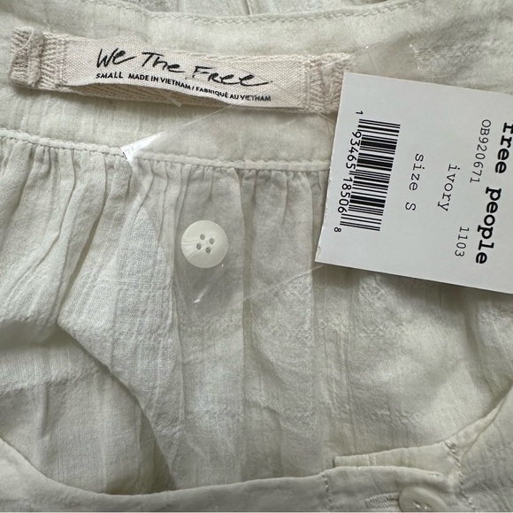 FREE PEOPLE Sea to Shore Gauzy Peasant Top SZ Small Ivory Bohemian Light NWT - Picture 2 of 9